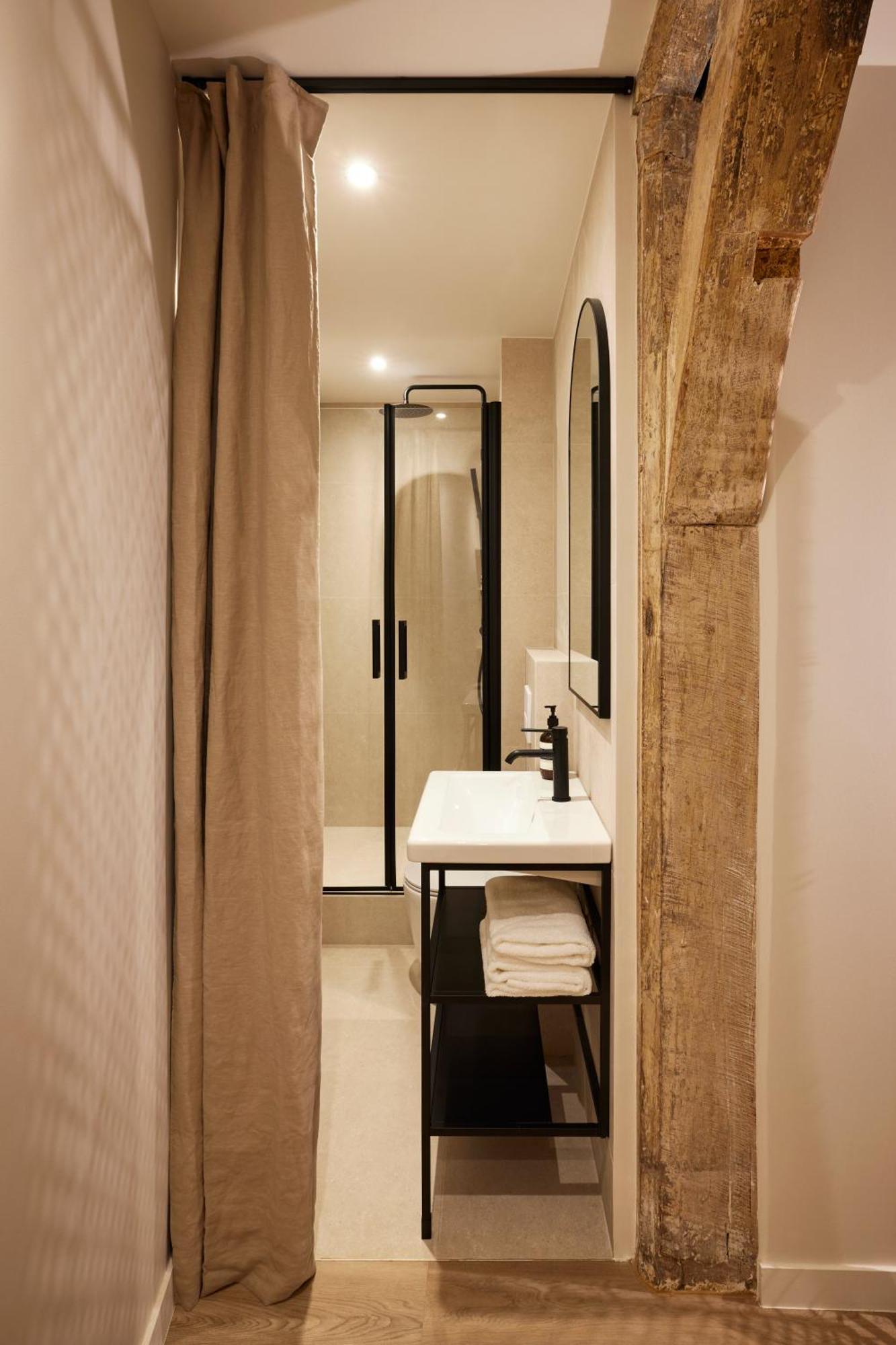 דירות פריז Stylish 2Br & 2Ba With Private Terrace מראה חיצוני תמונה